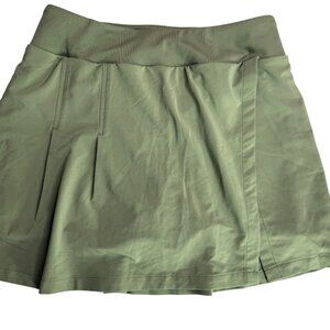 ZELLA Skirt with Shorts. Green. Size Women's M.  Golf Tennis Athleisure Stretchy